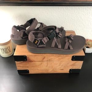 TEVA Alp Premier Sandal (in Plum Truffle)